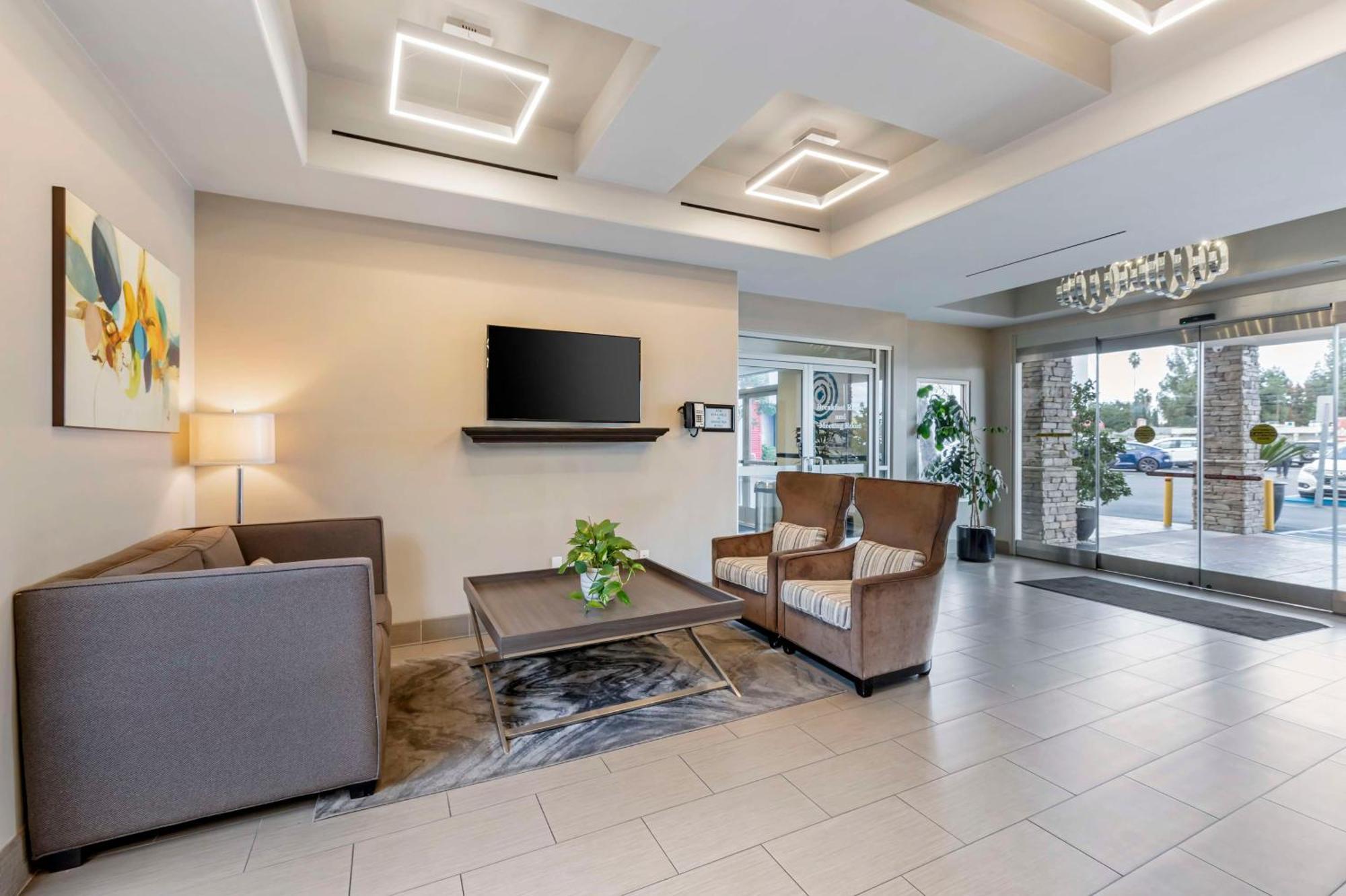 Best Western Canoga Park Motor Inn Лос-Анджелес Экстерьер фото
